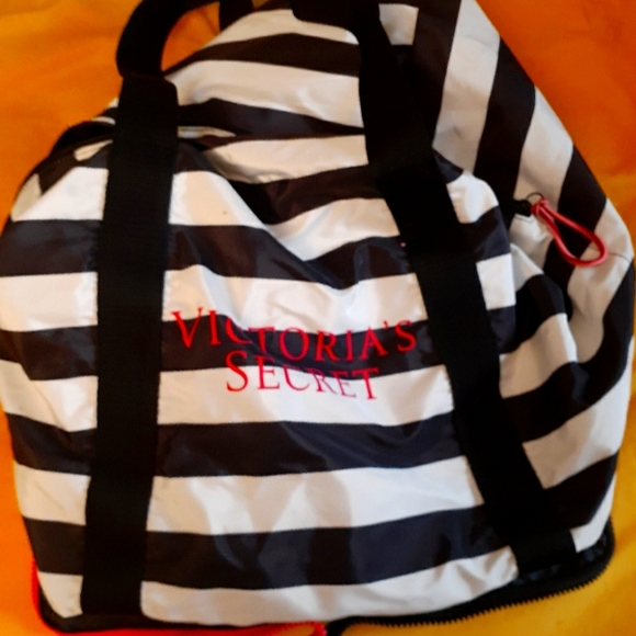 Victoria Secret Overnight/ Beach Bag - Picture 2 of 3